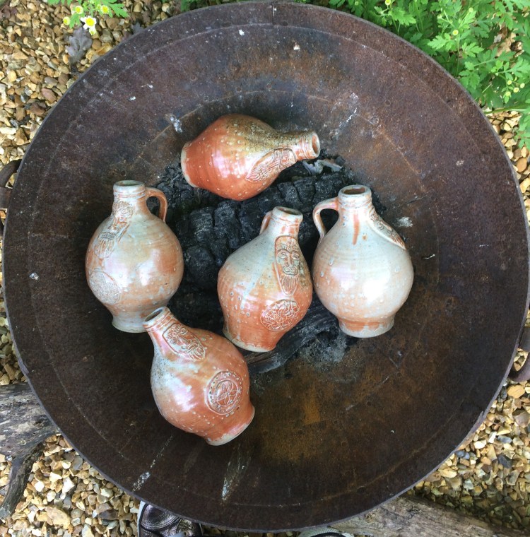 witch pots